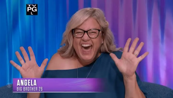 BB28: Angela Murray enters